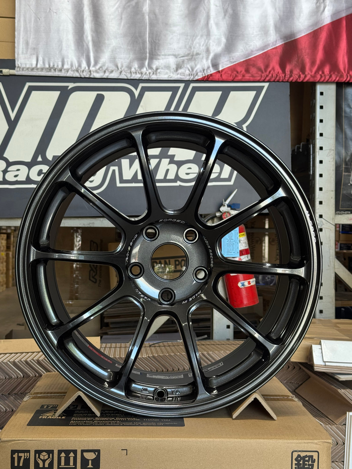 Volk Racing ZE40 M-SPEC 18x10.0 5x120 / Offset: 40 (Face 3) / Diamond Dark Gunmetal (MM) (Set of 4) *LMTLS Spec*