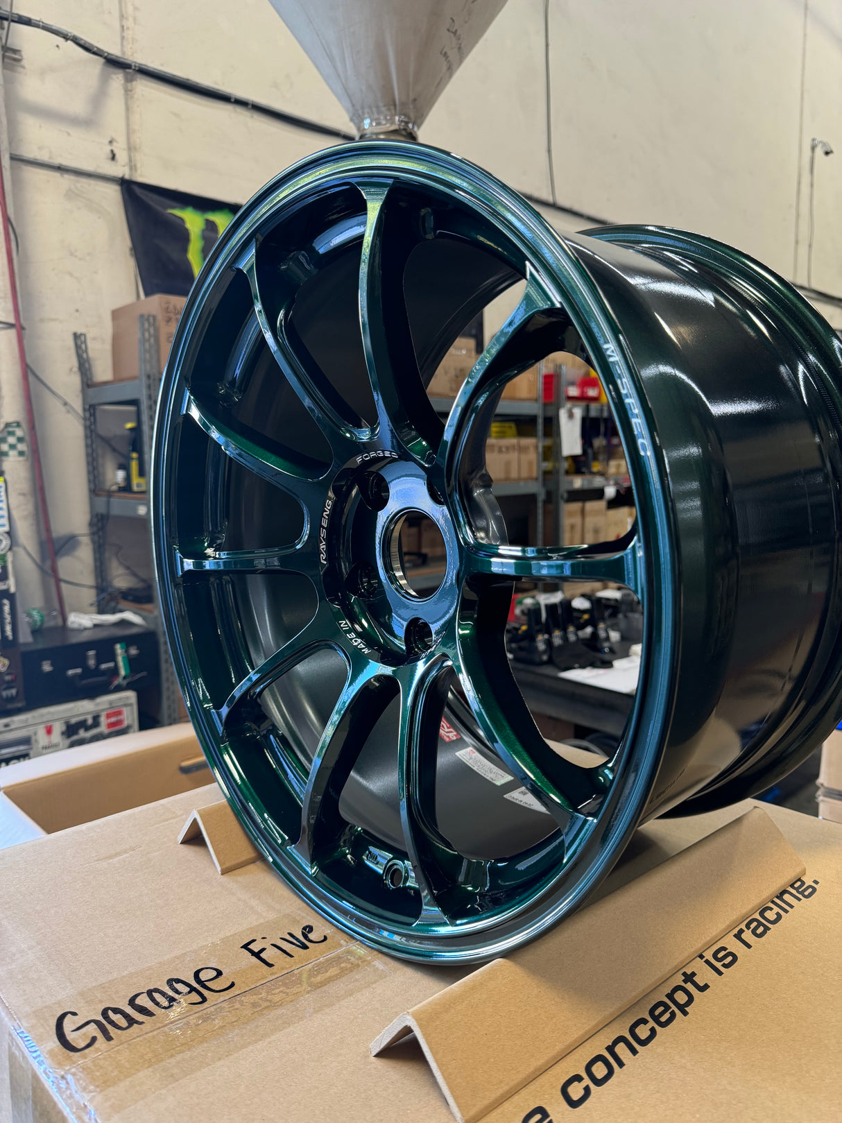 Volk Racing ZE40 M-SPEC 18x10.0 5x120 / Offset: +40 (Face 3) / Racing Green (IG) (Set of 4) *LMTLS Spec*