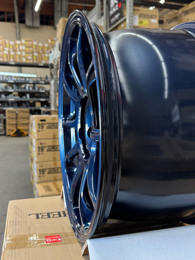 Volk Racing ZE40 M-Spec 17x9.5 5x114.3 / Offset +44 / Mag Blue (BL) (Set of 4)