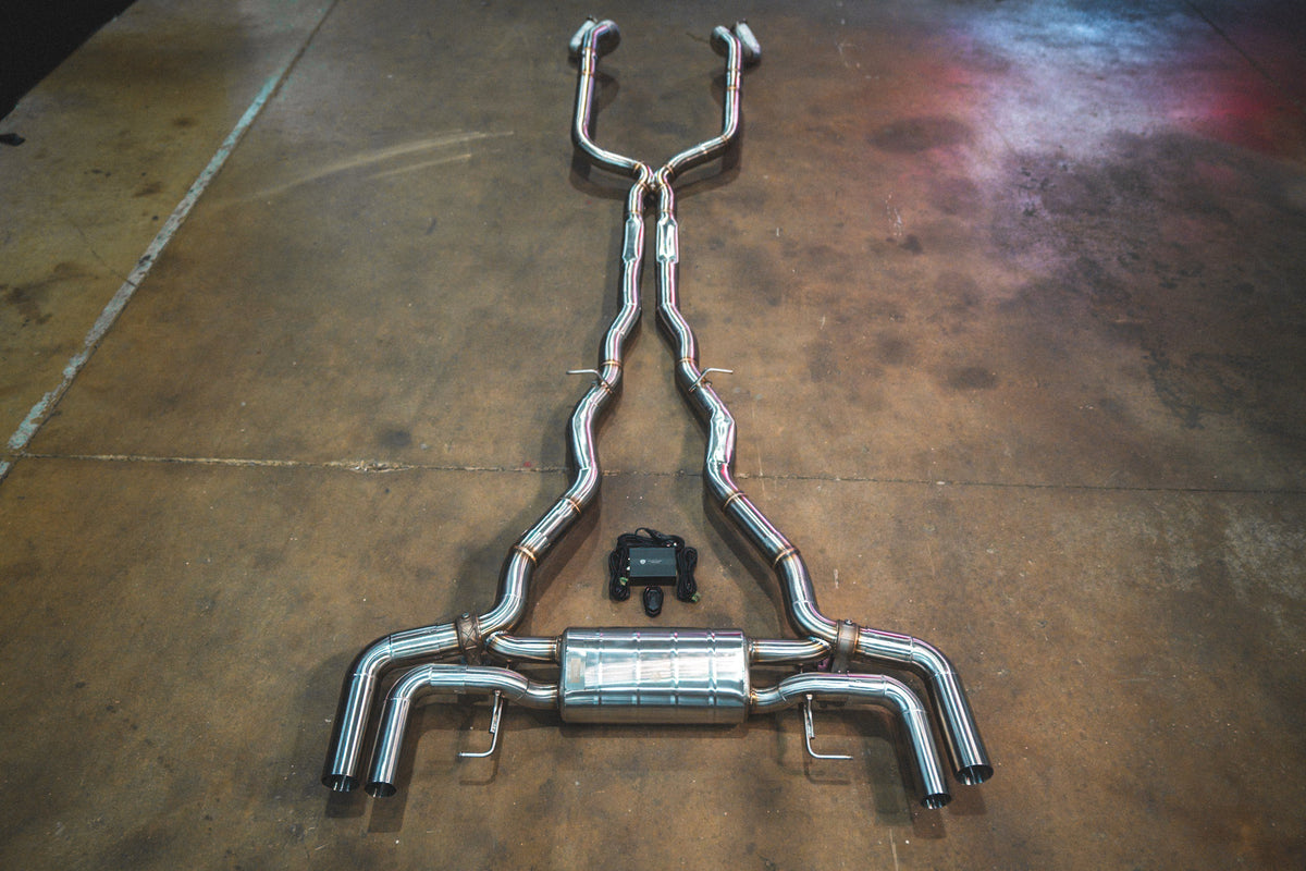 Valved exhaust system for Alpina B8, polished stainless steel with twin pipes, central muffler and electronic valve module.