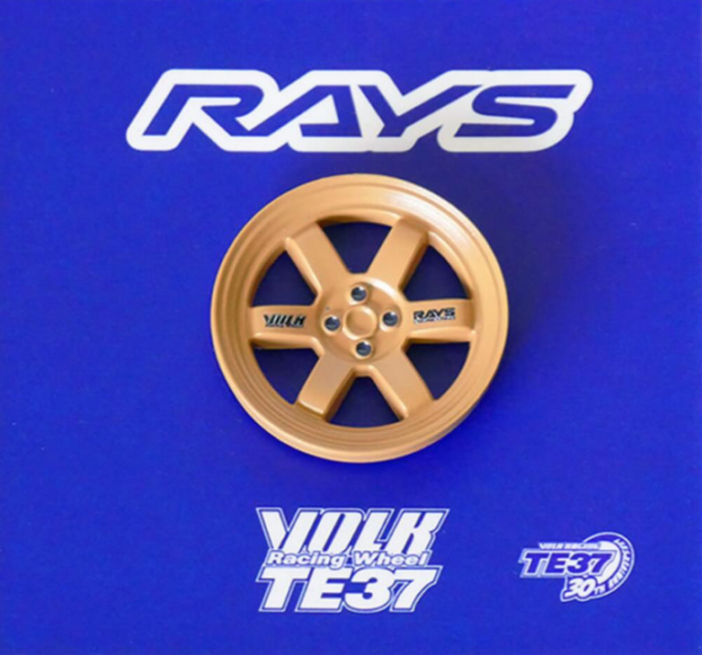 RAYS x Leen Customs TE37 30th Anniversary Enamel Pin