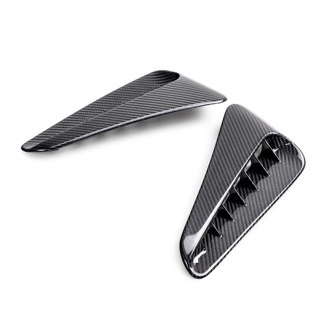 Seibon Carbon components are carefully hand-crafted using only the finest materials. Our production team offers superior craftsmanship with over 20 years of experFendersSeibon Carbon