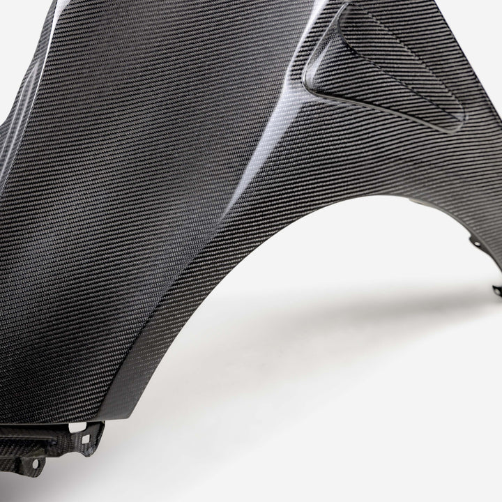 Seibon Carbon components are carefully hand-crafted using only the finest materials. Our production team offers superior craftsmanship with over 20 years of experFendersSeibon Carbon