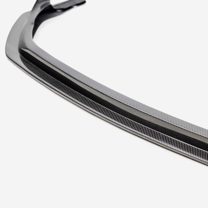 Seibon Carbon components are carefully hand-crafted using only the finest materials. Our production team offers superior craftsmanship with over 20 years of experFront LipSeibon Carbon