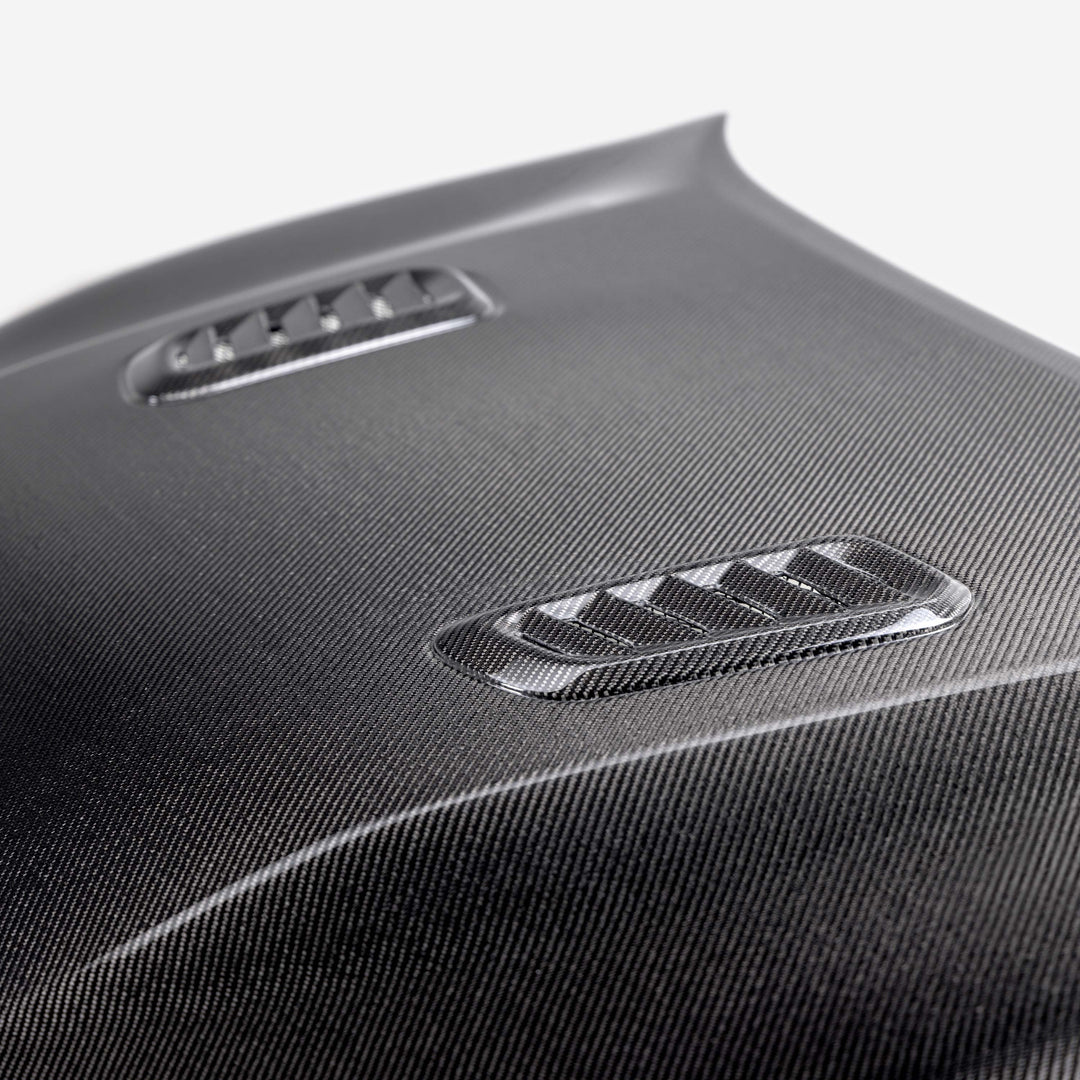 Seibon Carbon components are carefully hand-crafted using only the finest materials. Our production team offers superior craftsmanship with over 20 years of experHoodSeibon Carbon