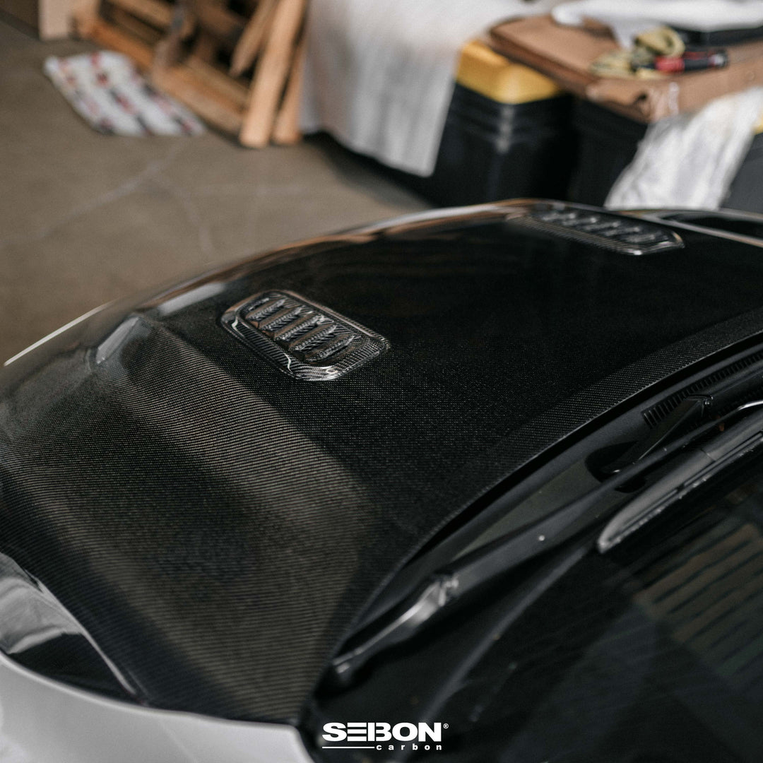 Seibon Carbon components are carefully hand-crafted using only the finest materials. Our production team offers superior craftsmanship with over 20 years of experHoodSeibon Carbon