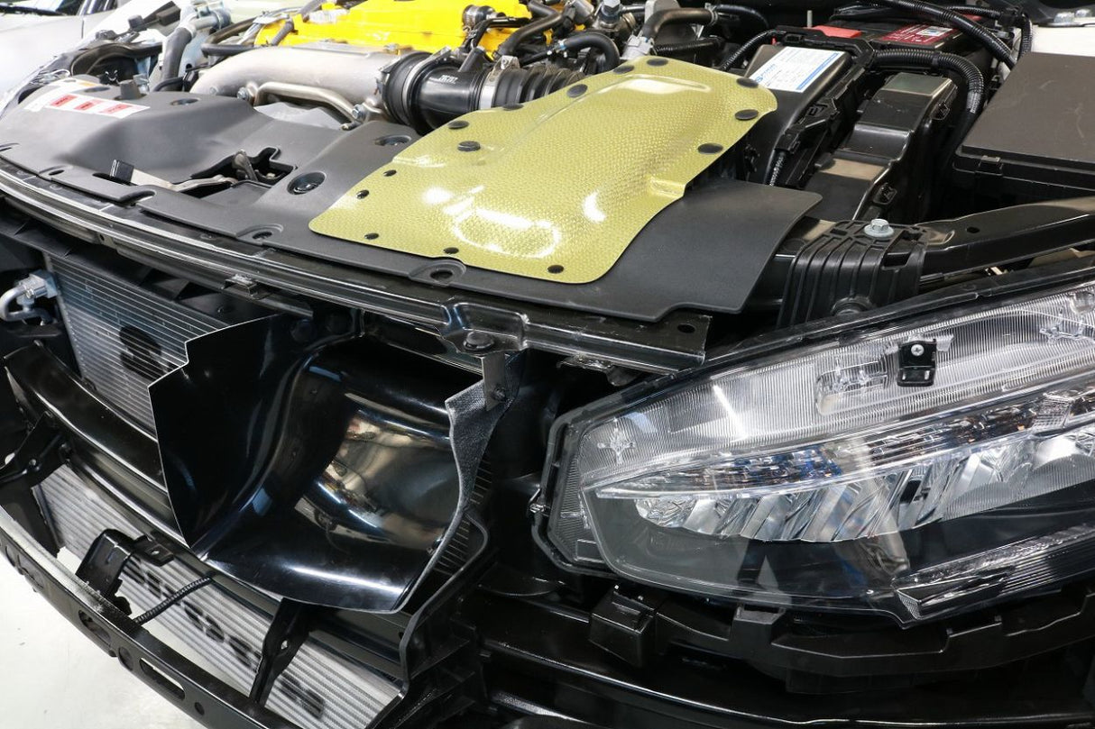 In order for the engine to run efficiently, it needs to be fed with a sufficient amount of air.Whether it is a normally aspirated or a turbo engine, taking in coolerAir DuctsSpoon Sports