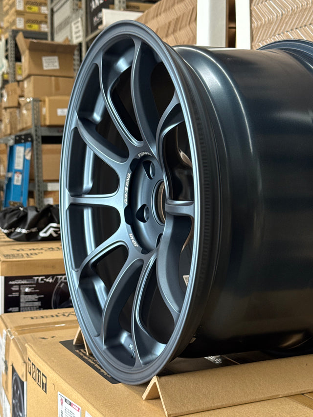 Volk Racing ZE40 M-SPEC 18x10.0 5x120 / Offset: +40 (Face 3) / Matte Blue Gunmetal (GB) (Set of 4) *LMTLS Spec*