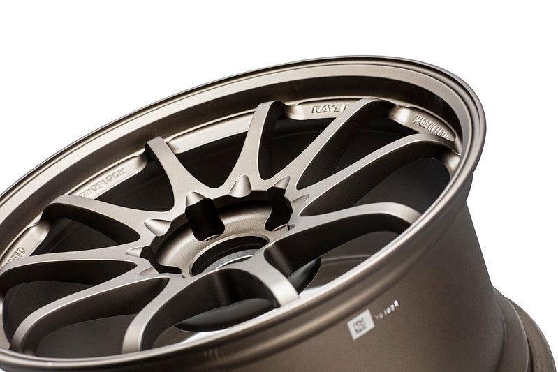 Note: Wheels Sold as Set of 4.The light weight of CE28N is now incorporated to the SL model which includes the most recent technical analysis with a new approach. AsWheelsRAYS Wheels