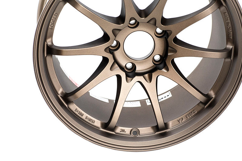 Note: Wheels Sold as Set of 4.The light weight of CE28N is now incorporated to the SL model which includes the most recent technical analysis with a new approach. AsWheelsRAYS Wheels