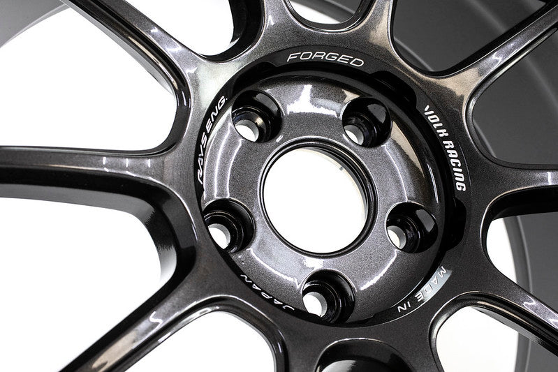 Volk Racing ZE40 M-Spec 17x9.5 5x114.3 / Offset +44 / Diamond Dark Gunmetal (MM) (Set of 4)