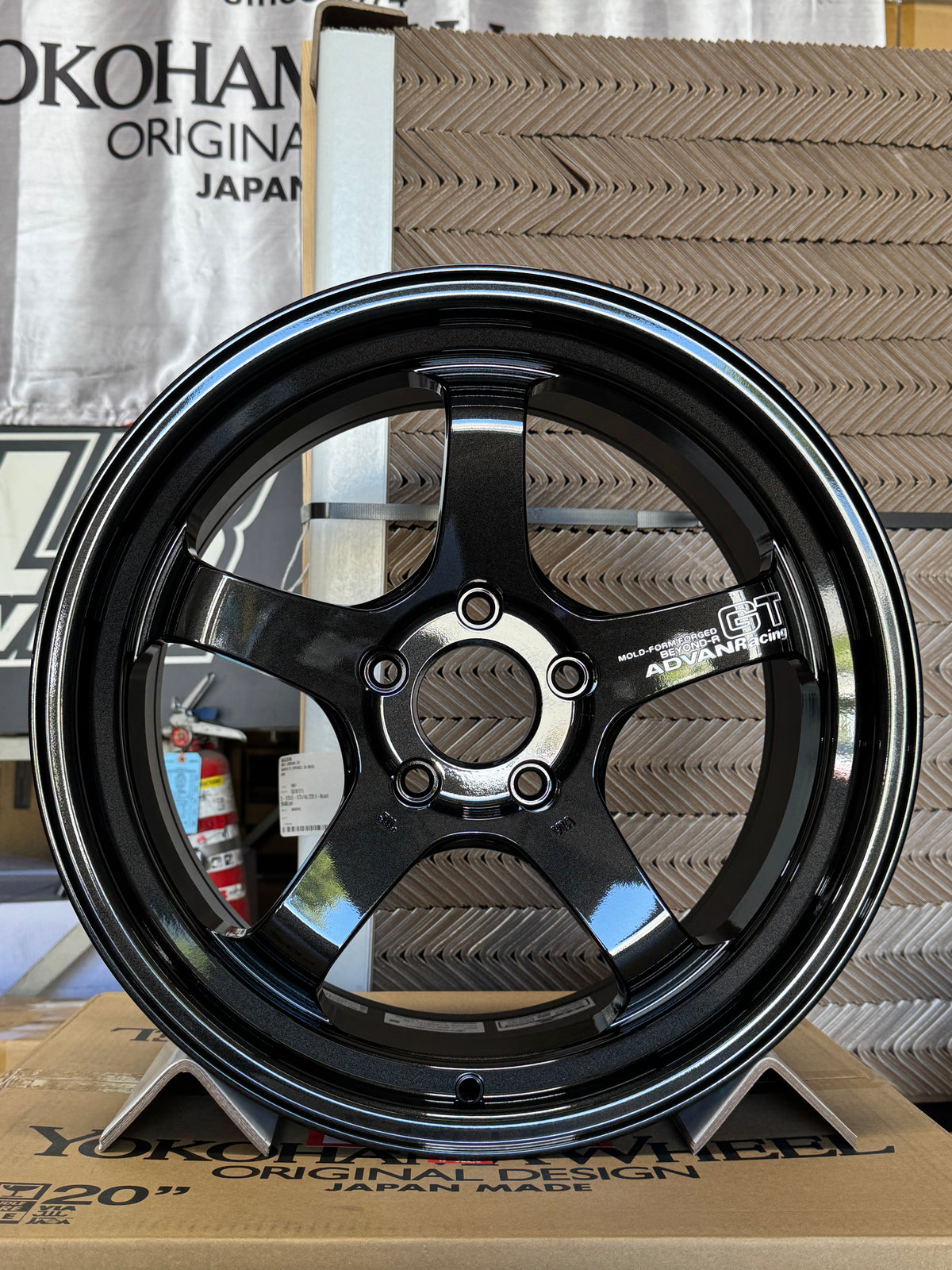 Gt Racing Offset Advan GT Beyond-R Wheel (C-2) 18x10.0 5x120 / Offset +40 / Racing Tita ...