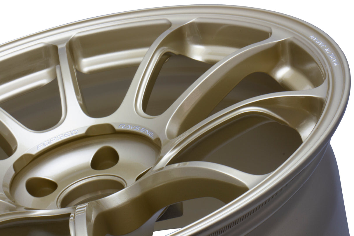 Volk Racing ZE40 M-SPEC 18x10.0 5x120 / Offset: 40 (Face 3) / Gold (GO) (Set of 4) *LMTLS Spec*
