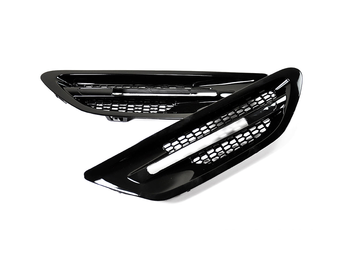 AutoTecknic Replacement Glazing Black Fender Vents - BMW F10 M5