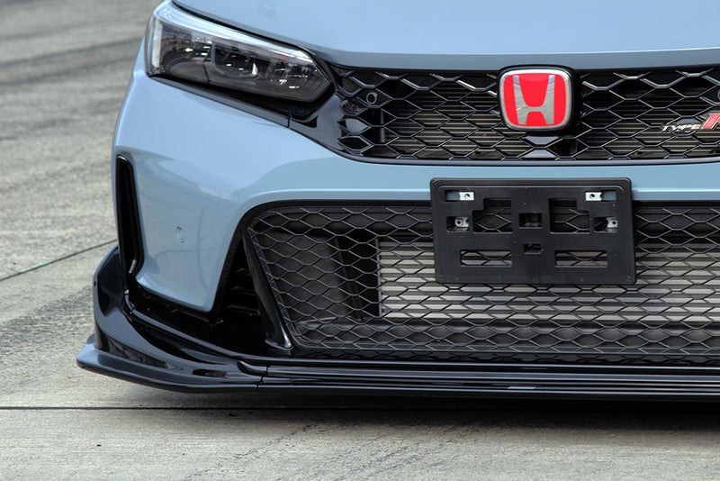 M&amp;M Honda Front Lip offered in Carbon, Unpainted FRP and Black FRPFront LipM&M Honda