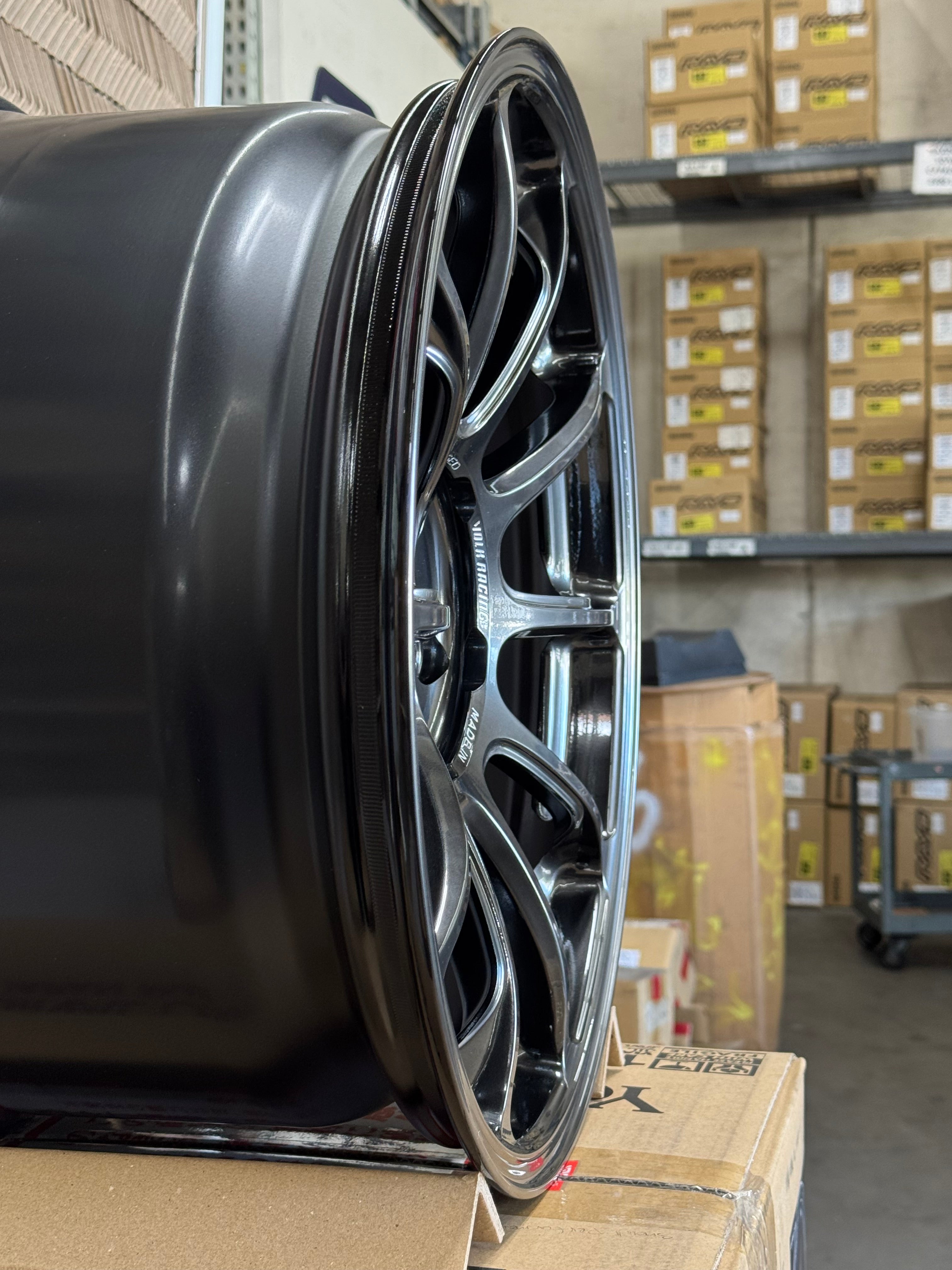 Volk Racing ZE40 M-SPEC 18x10.0 5x120 / Offset: +40 (Face 3
