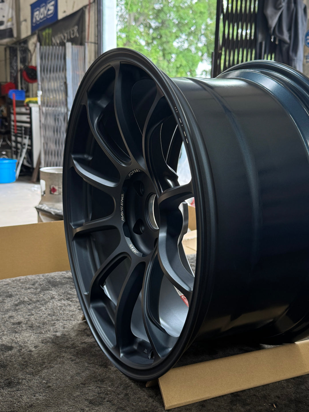 Volk Racing ZE40 M-SPEC 18x10.0 5x120 / Offset: 40 (Set of 4) *LMTLS Spec*