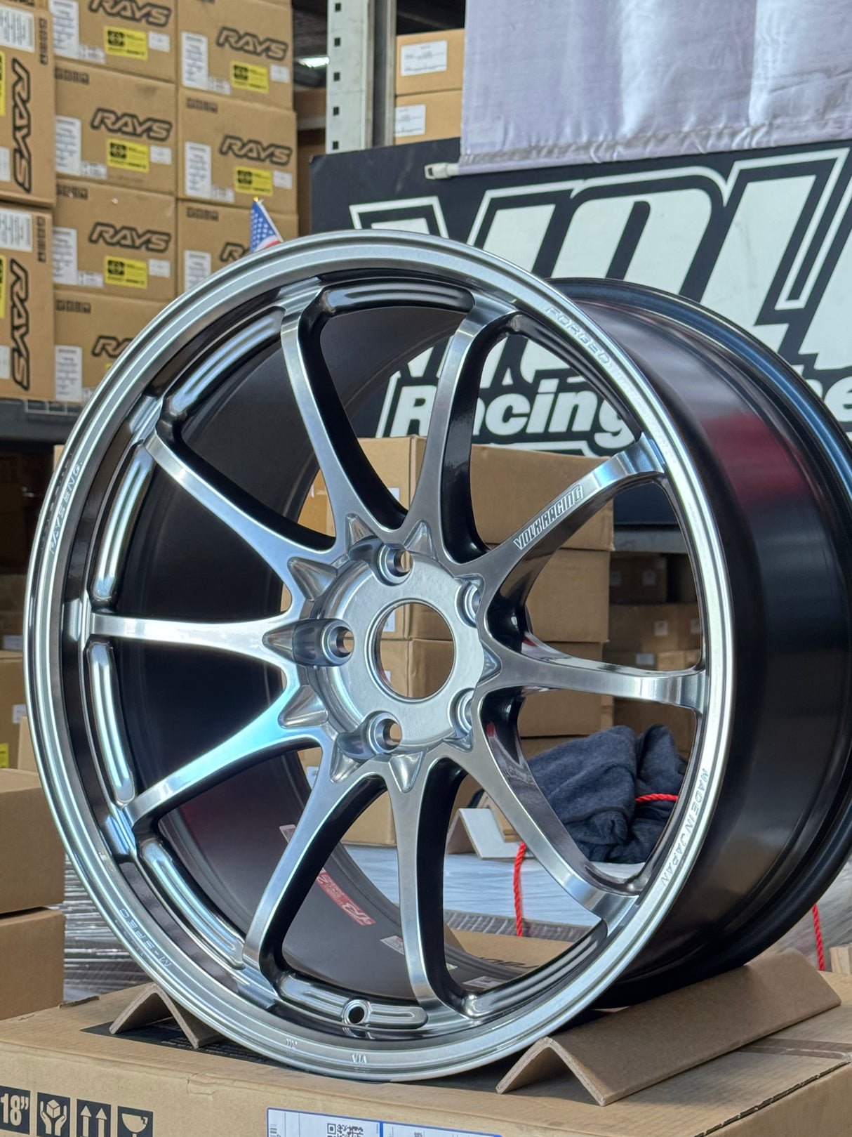 Volk Racing CE28N-Plus M-Spec 19x10.0 5x120 / Offset +38 / Shining Light Metal (SI) (Set of 4) (Face 3)