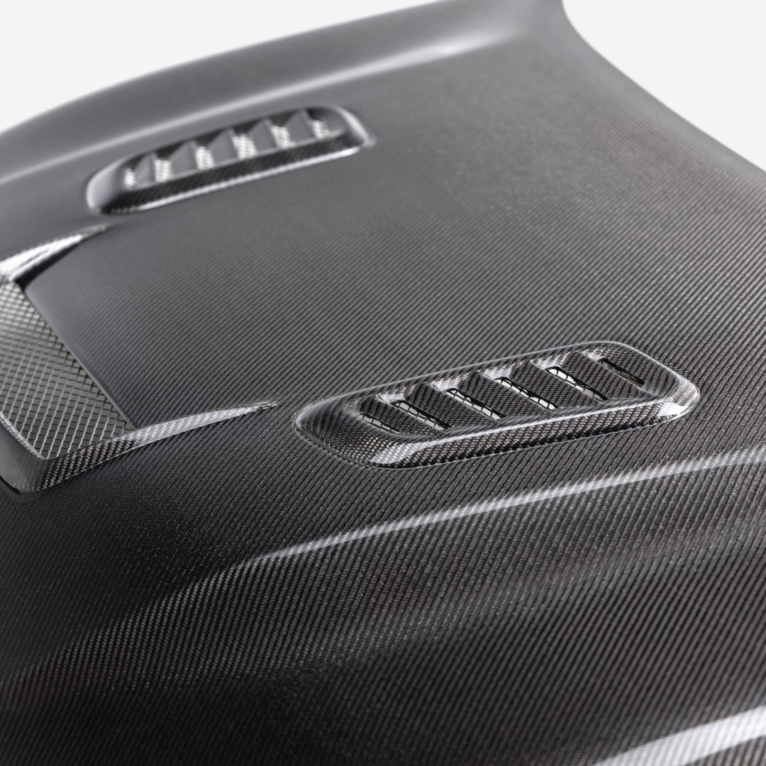 


Seibon Carbon components are carefully hand-crafted using only the finest materials. Our production team offers superior craftsmanship with over 20 years of experHoodSeibon Carbon