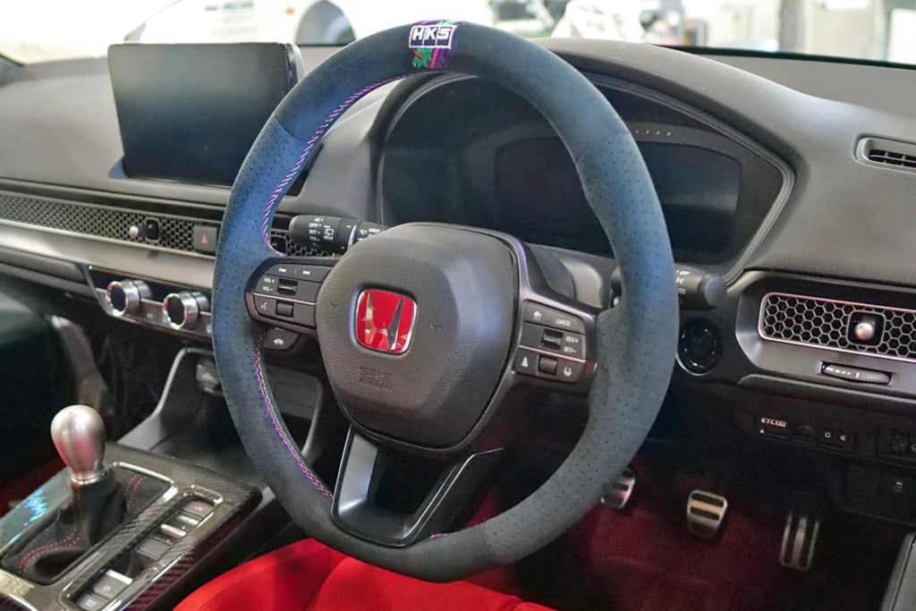 HKS Type S Steering Wheel for 2023+ Honda Civic Type R FL5 - Ultrasuede