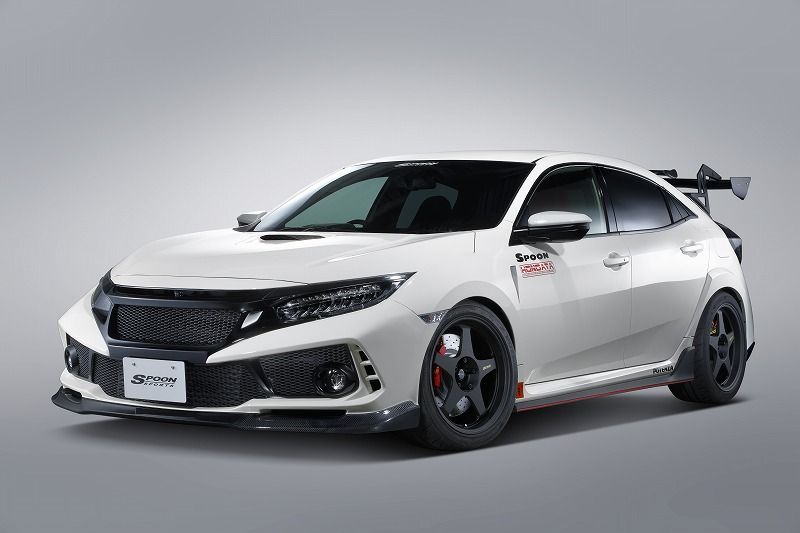 Fits all FK8 Civic Type R models. FRP-Carbon Construction Made in Japan The front bumper inherits the clean and sharp styling of past CIVICs, yet still retains the dFront BumperSpoon Sports